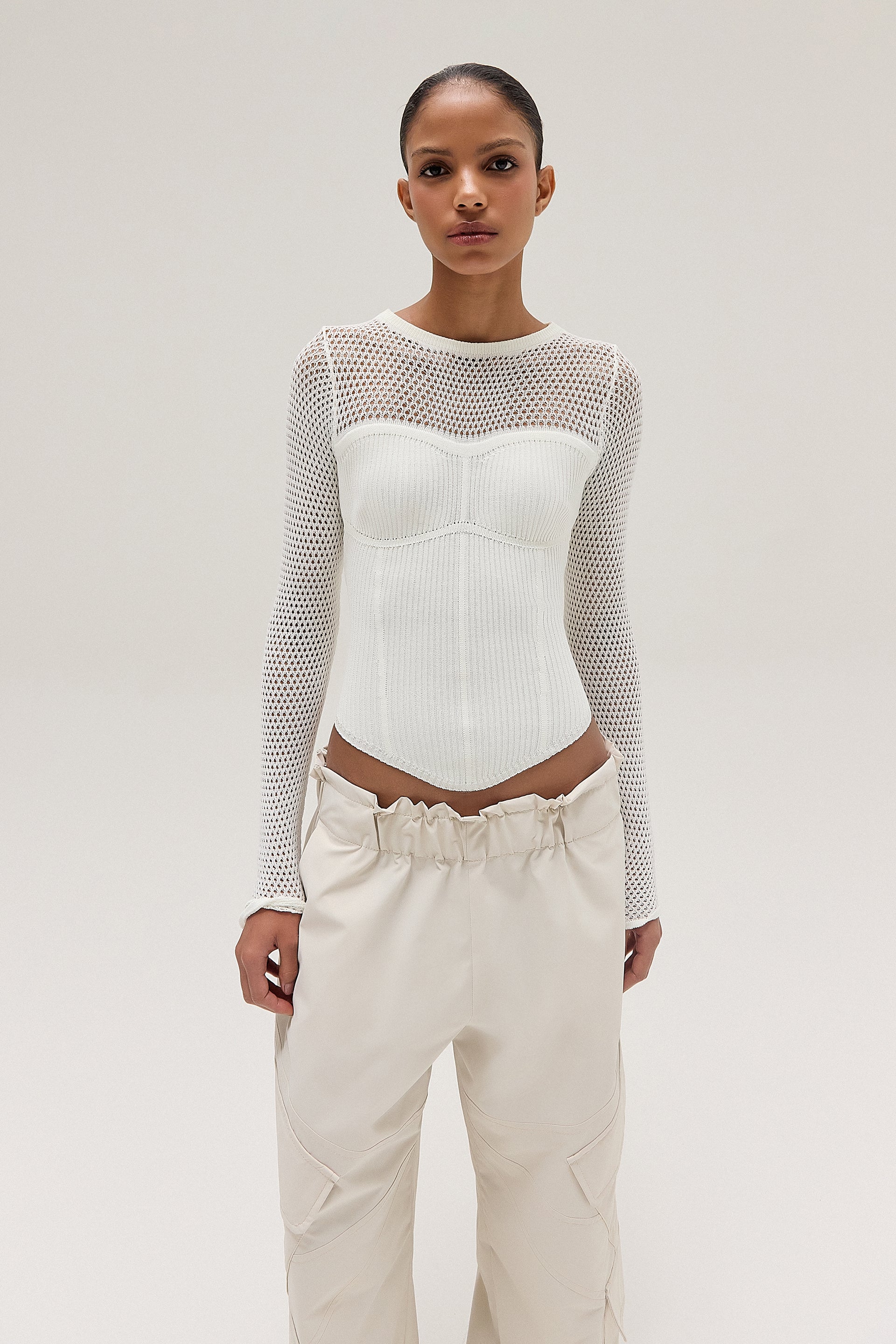 BLUSA TRICOT CORSET MANGA TELA OFF WHITE – TIG STORE