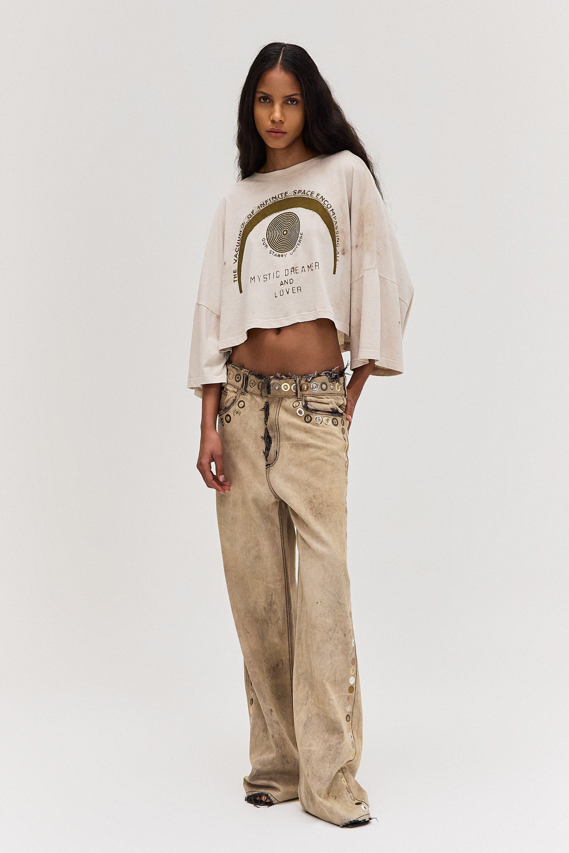 【TKGR735】 CAMISETA CROPPED MYSTIC DREAMER – TIG STORE
