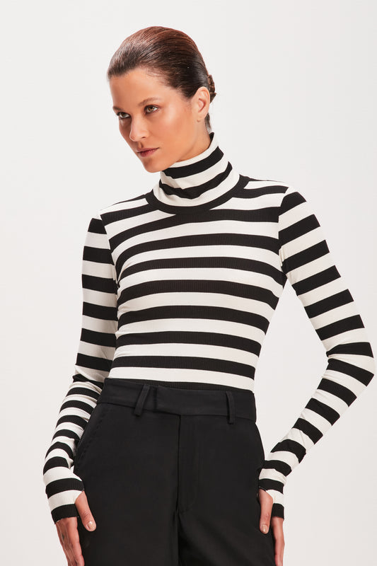 BLUSA GOLA ALTA LISTRAS PRETA E OFF WHITE (8080365912291)