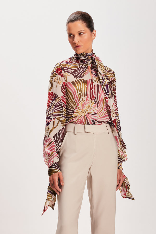 CAMISA LAÇO FLORAL ESTAMPA ROSA (8080367255779)