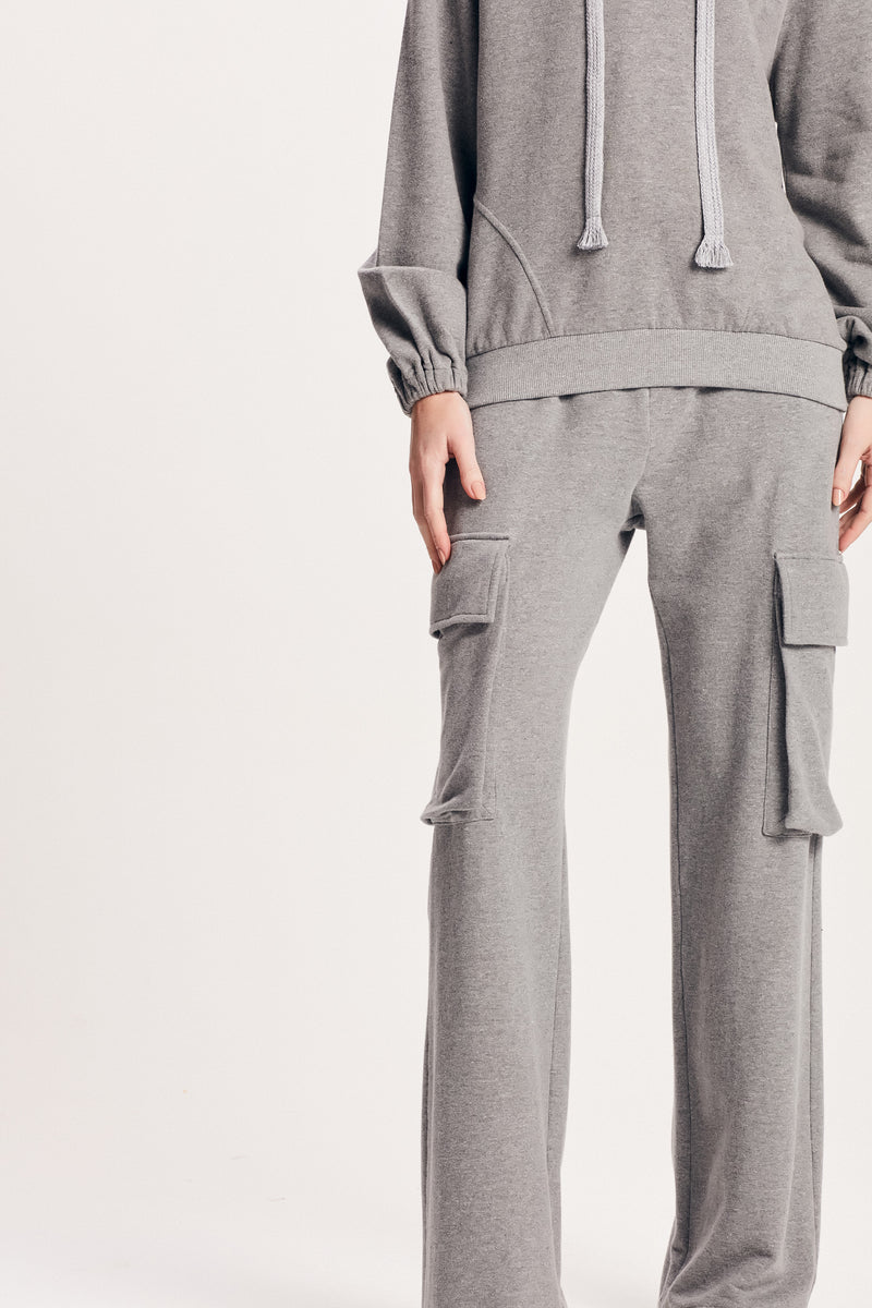 CALÇA MOLETOM CARGO CINZA (8112393912547)