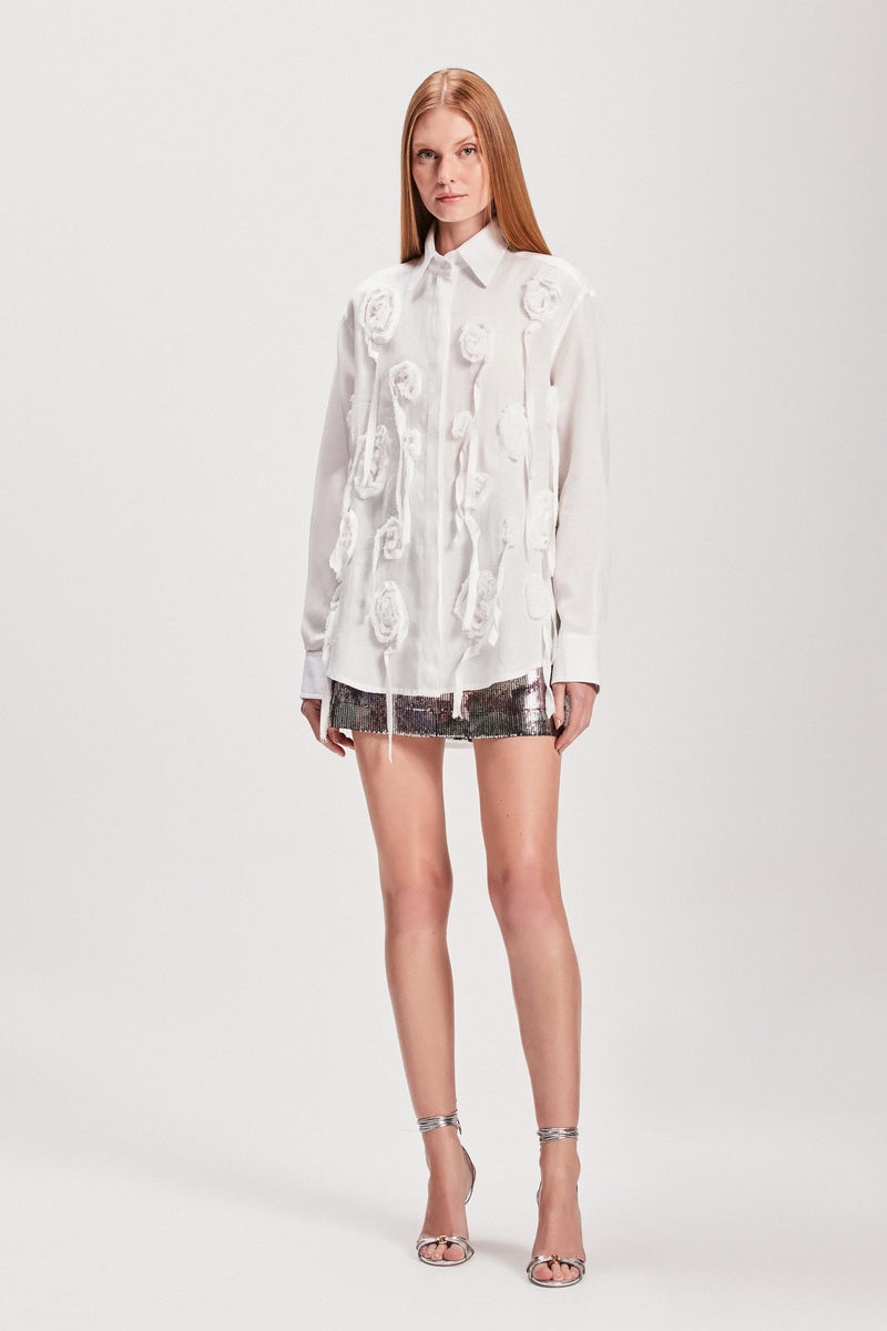 CAMISA LINHO FLORES APLICADAS OFF WHITE (8127961530595)
