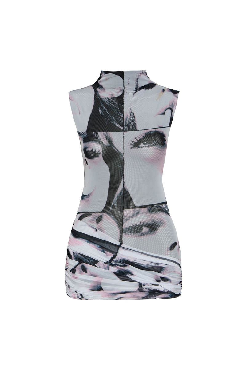 VESTIDO CURTO GOLA ALTA SEM MANGA FAIXA DRAPEADA QUADRIL TULE POLAROID (8980756824291)