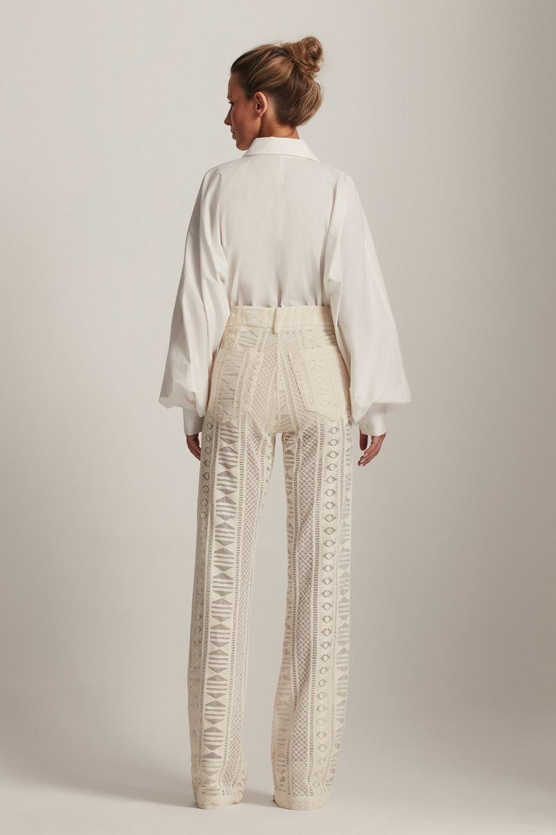 CALÇA RETA BORDADA OFF WHITE (8143808004323)