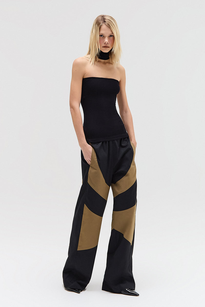 BLUSA TOMARA QUE CAIA GOLA FALSA MALHA PRETA