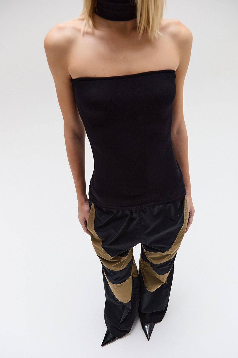 BLUSA TOMARA QUE CAIA GOLA FALSA MALHA PRETA (8644190273763)