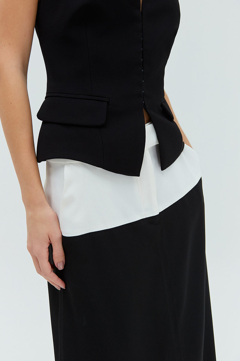 COLETE ALFAIATARIA CREPE PRETO (8319872991459)