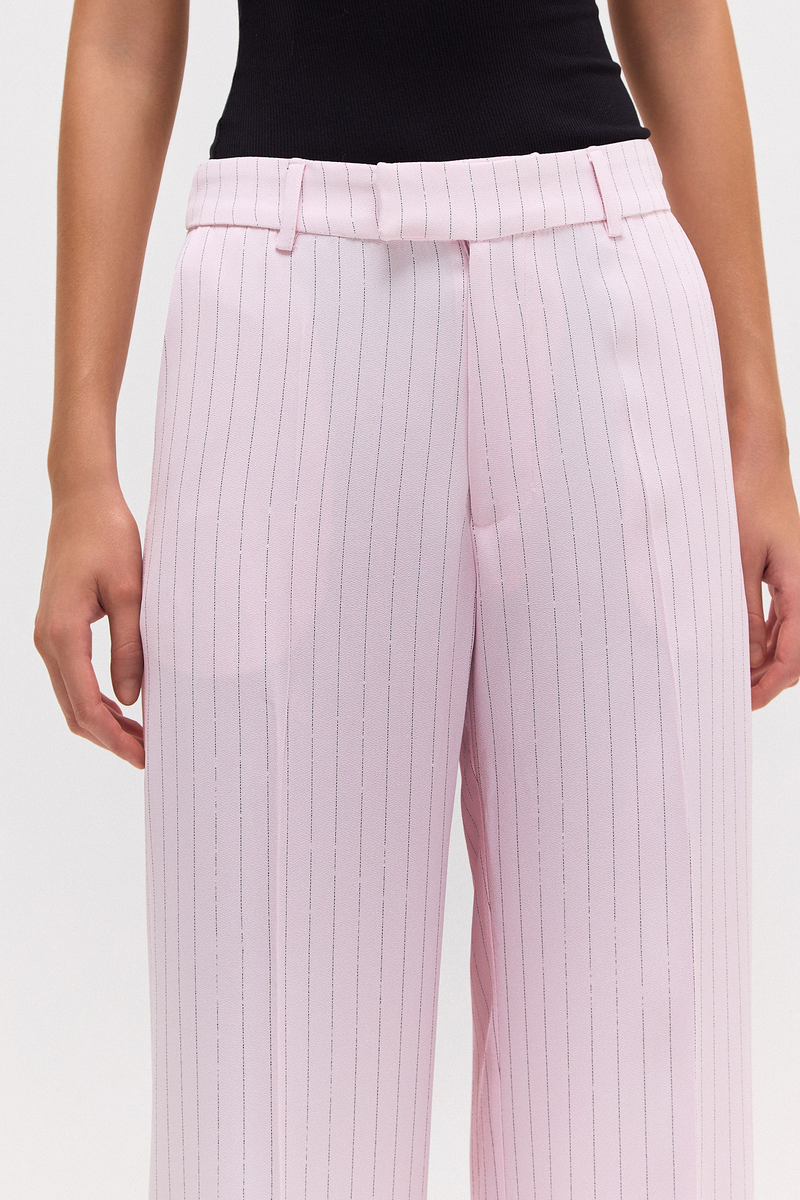 CALÇA ALFAIATARIA BARRA ITALIANA CREPE PATOU RISCA DE GIZ ROSA (8784854515939)
