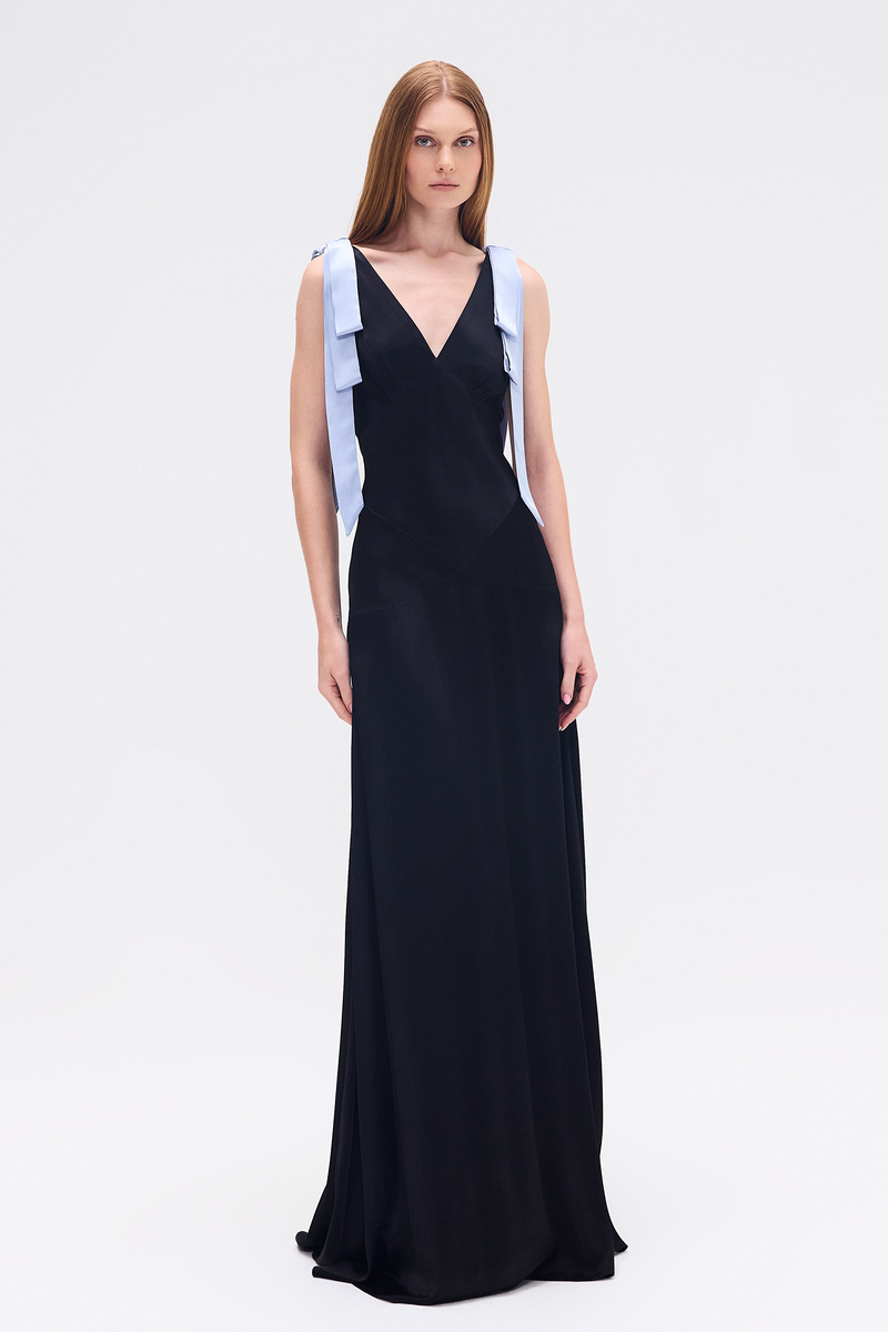 VESTIDO LONGO VIÉS ALÇA LAÇOS CETIM PRETO (8748927975651)