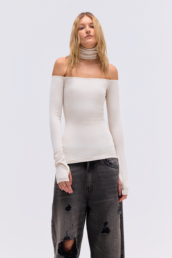 BLUSA DECOTE GOLA FALSA MALHA BEGE (8784862675171)