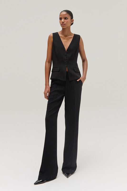 CALÇA RETA CREPE PATOU PRETA (8537368068323)