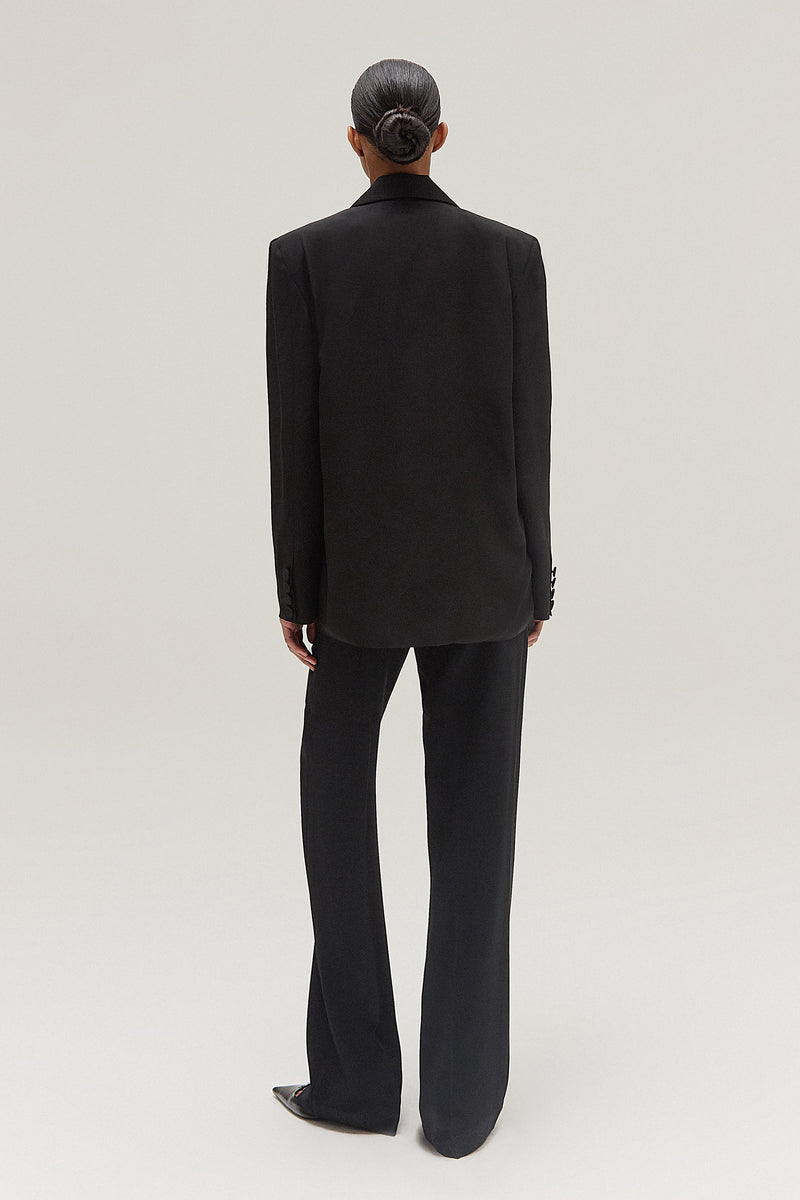 BLAZER CREPE PATOU PRETO (8537362399459)