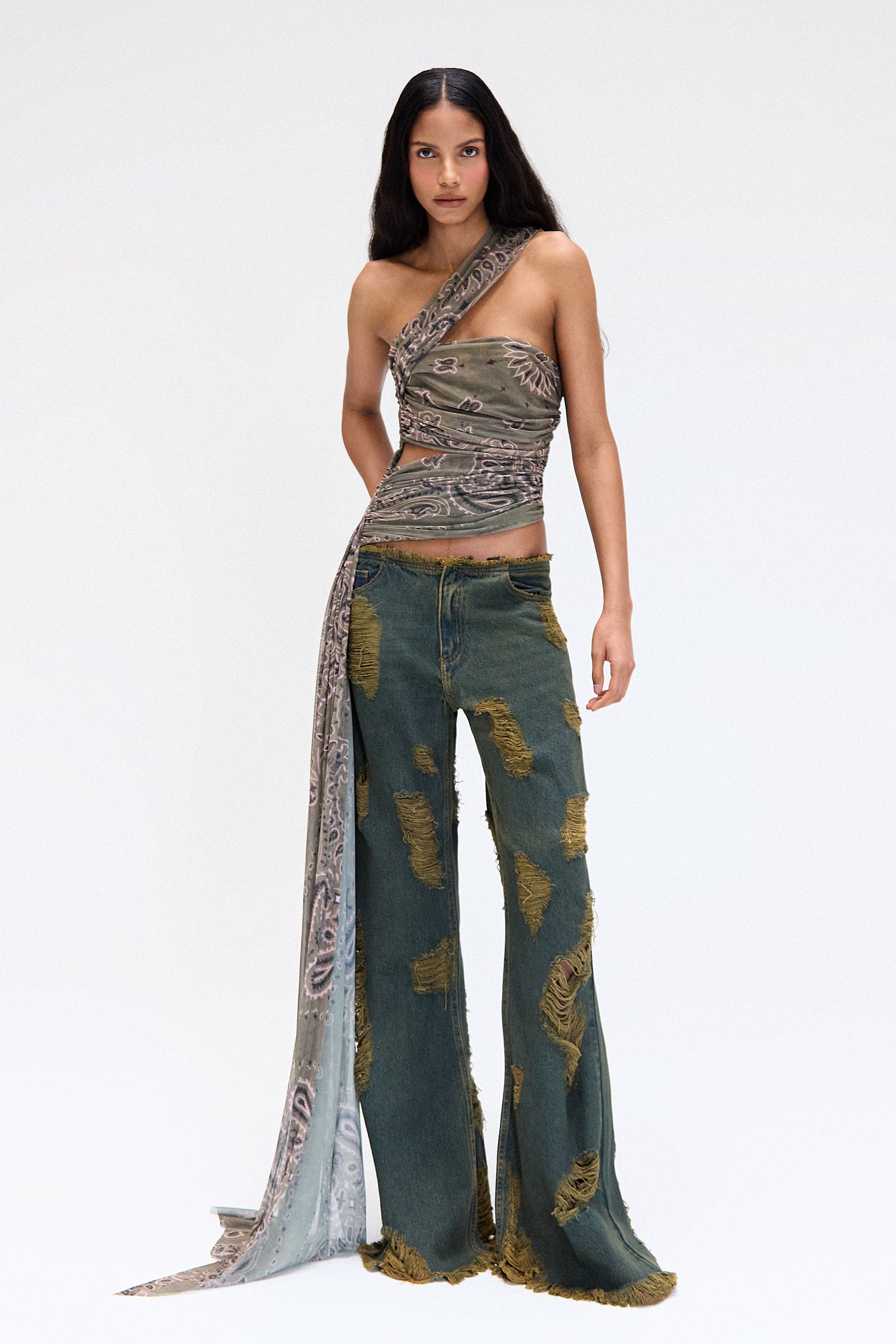 BLUSA TRANSPASSES TULE BANDANA VERDE – TIG STORE