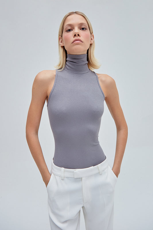 BLUSA GOLA ALTA SEM MANGA MALHA CINZA (8362926866659)