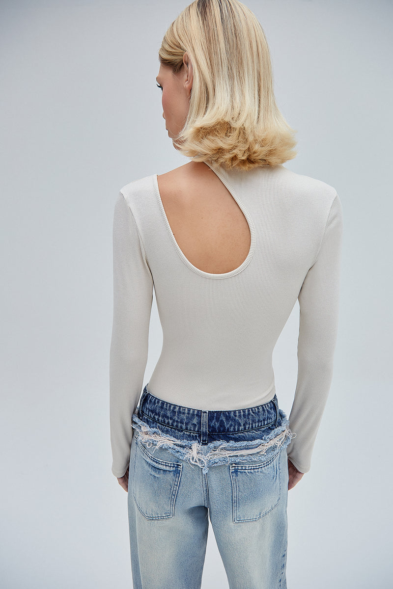 BLUSA MANGA LONGA GOTA DECOTE MALHA BEGE (8362927882467)