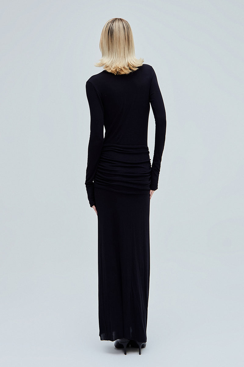 VESTIDO LONGO GOLA ALTA QUADRIL FRANZIDO MALHA PRETA (8362860445923)
