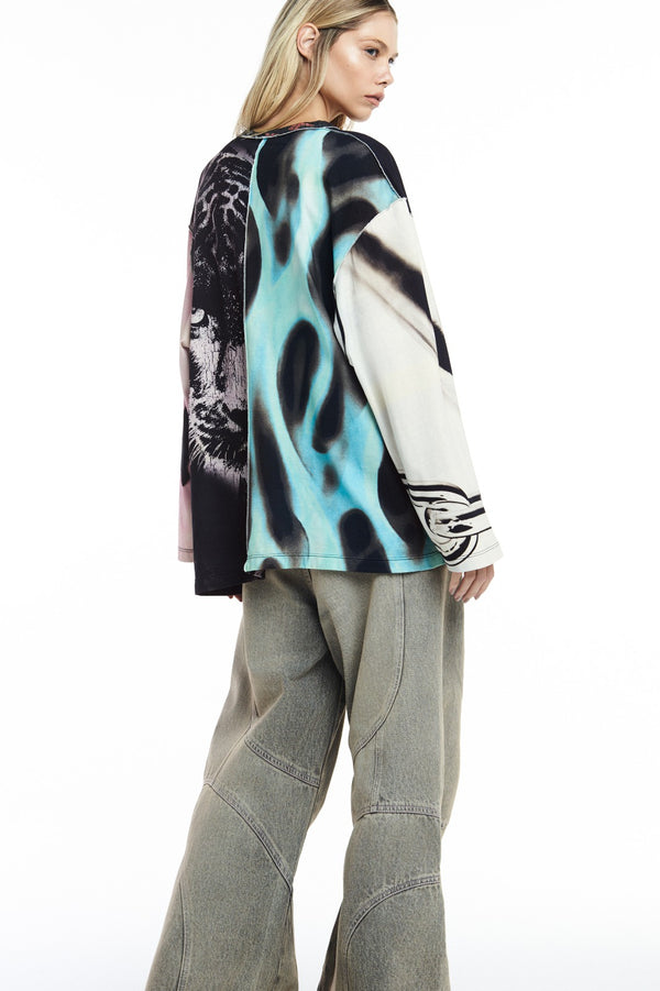 CAMISETA MANGA LONGA PATCHWORK ESTAMPAS MALHA (8811306844387)
