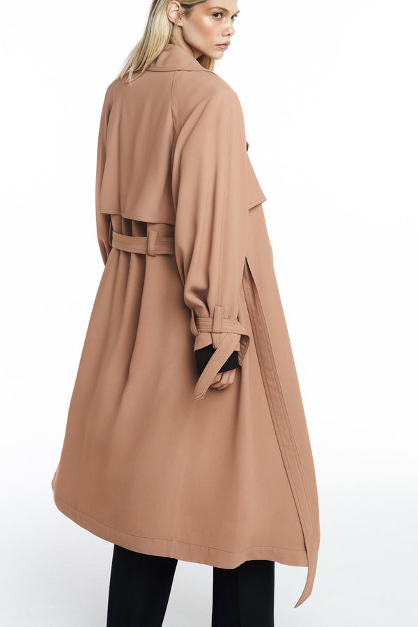CASACO LONGO CREPE PATOU MARROM MOCHA (8809477406947)
