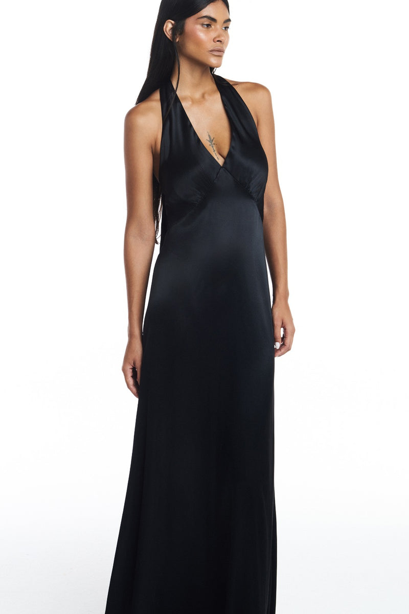 VESTIDO LONGO FRENTE ÚNICA CETIM PRETO (8809478684899)