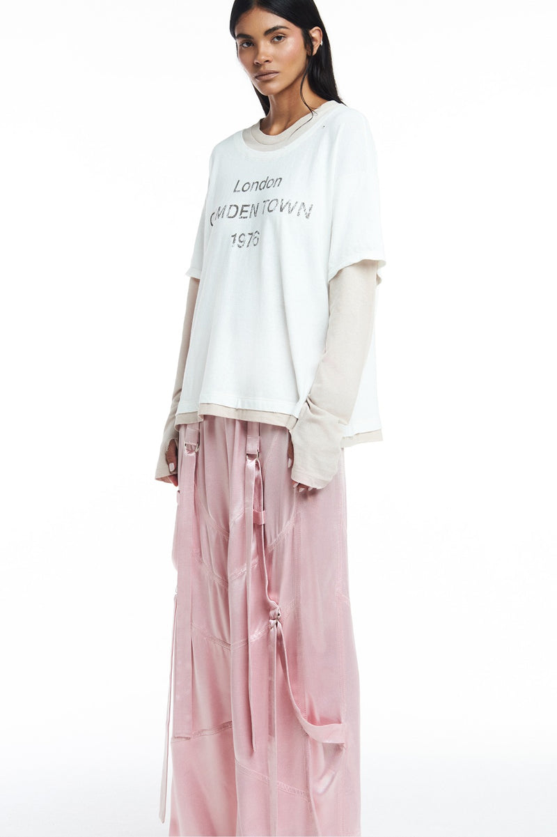 CALÇA RECORTES FAIXAS CETIM ROSA (8809477177571)