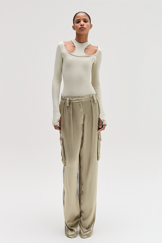 CALÇA CARGO CETIM VERDE PISTACHE (8616965374179)