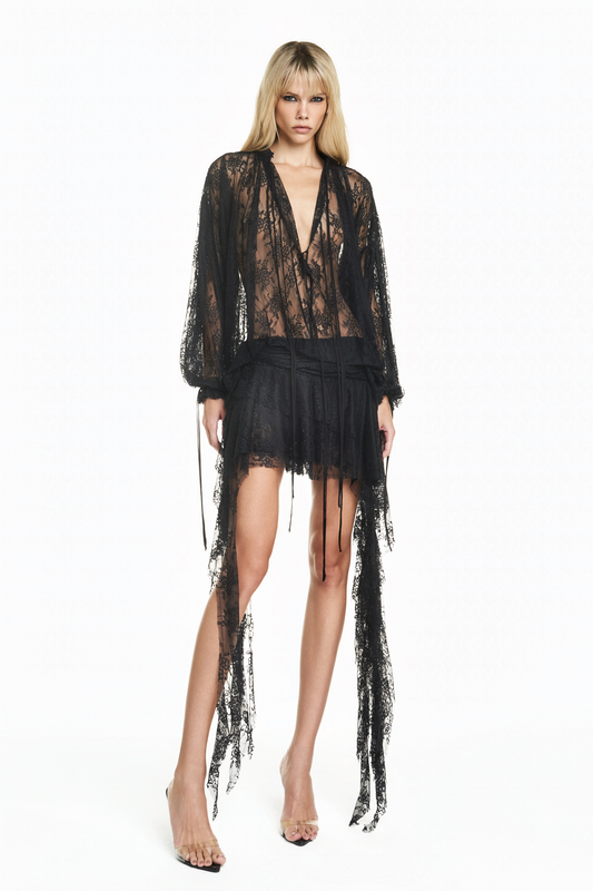 MINI SAIA PALA DRAPEADA BABABADOS ASSIMÉTRICOS RENDA PRETA