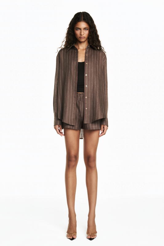 SHORTS ELÁSTICO CÓS LINHO LISTRADO MARROM