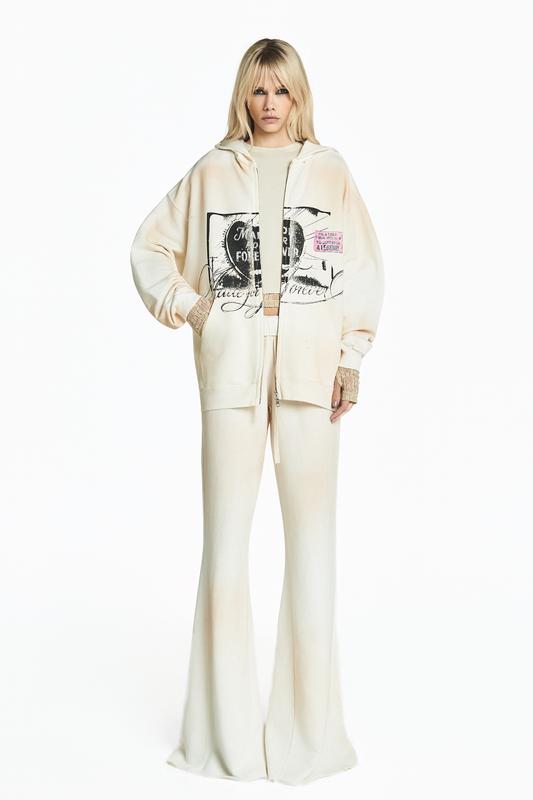 CALÇA FLARE DE MOLETOM OFF WHITE