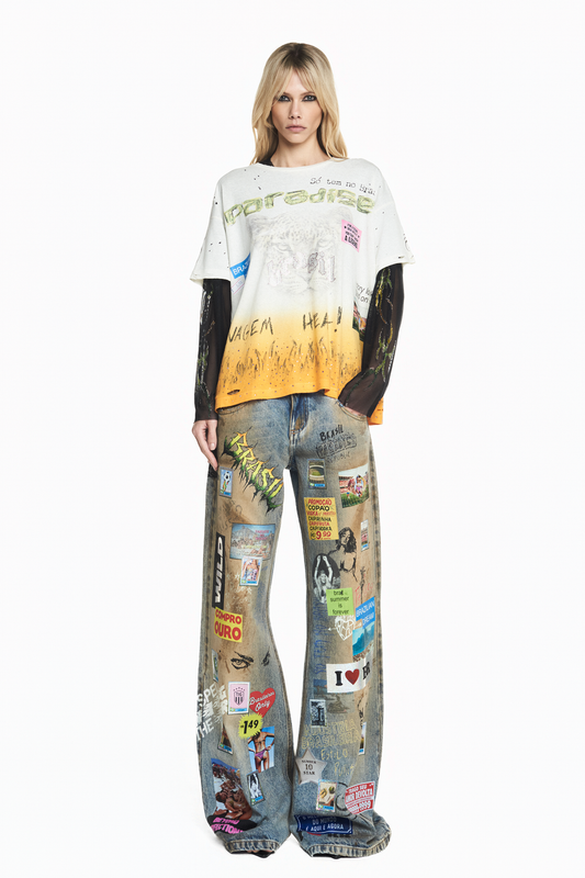 CALÇA JEANS FLARE FIGURINHAS BRASIL
