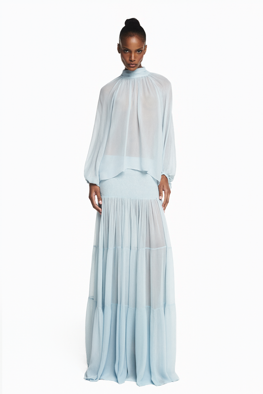 BLUSA MANGA LONGA GOLA ALTA CHIFFON AZUL CLARO