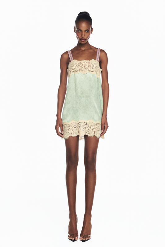 VESTIDO CURTO CETIM LAÇO VERDE RENDA BEGE