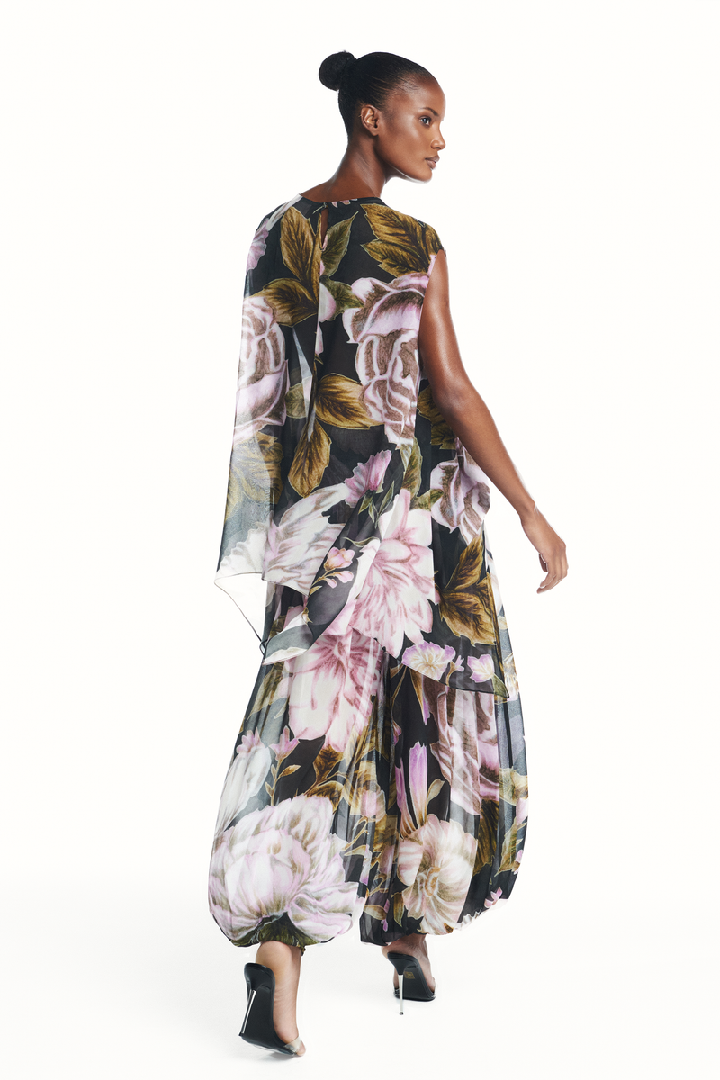 BLUSA AMPLA PONTAS SEM MANGA GEORGETE FLORAL PRETO (8980750074083)