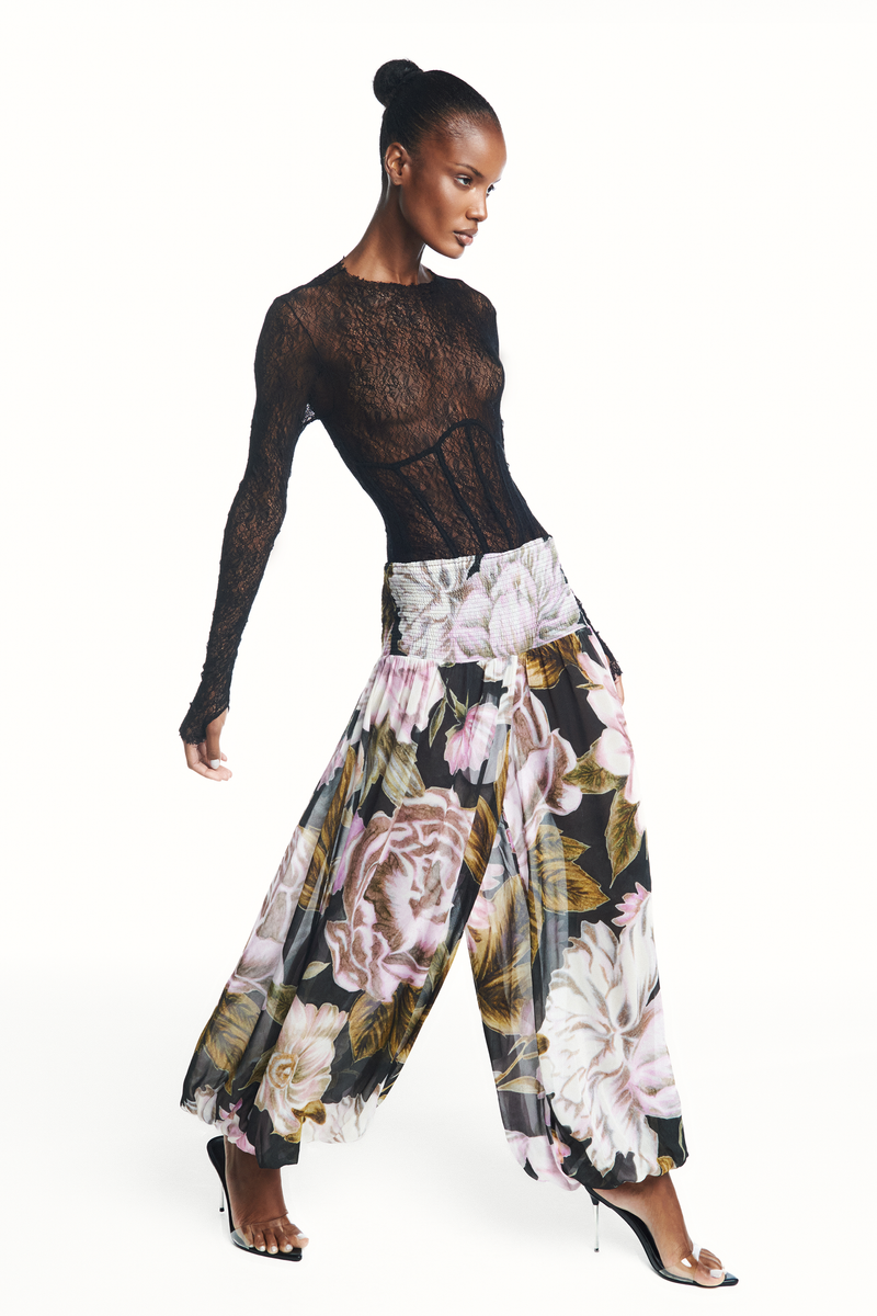 CALÇA PALA E PUNHO LASTEX FLORAL PRETO (8980752892131)