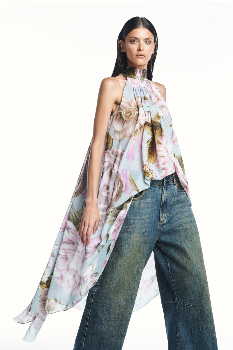 BLUSA GOLA ALTA MULLET GEORGETE FLORAL AZUL (8980750565603)