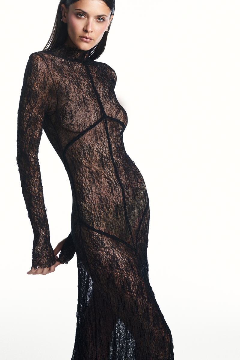 VESTIDO LONGO MANGA LONGA RECORTES RENDA PRETA (8980758692067)
