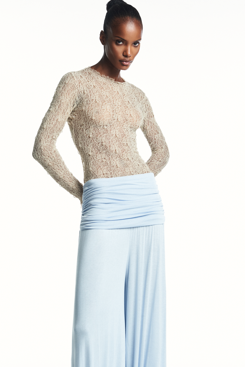 BLUSA MANGA LONGA RENDA BEGE (8980751483107)