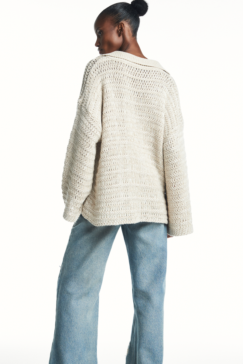 CALÇA JEANS FLARE RASGOS FRONTAIS (8980760527075)