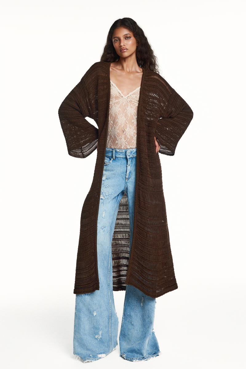 TRICOT LONGO PONTO REDE MARROM