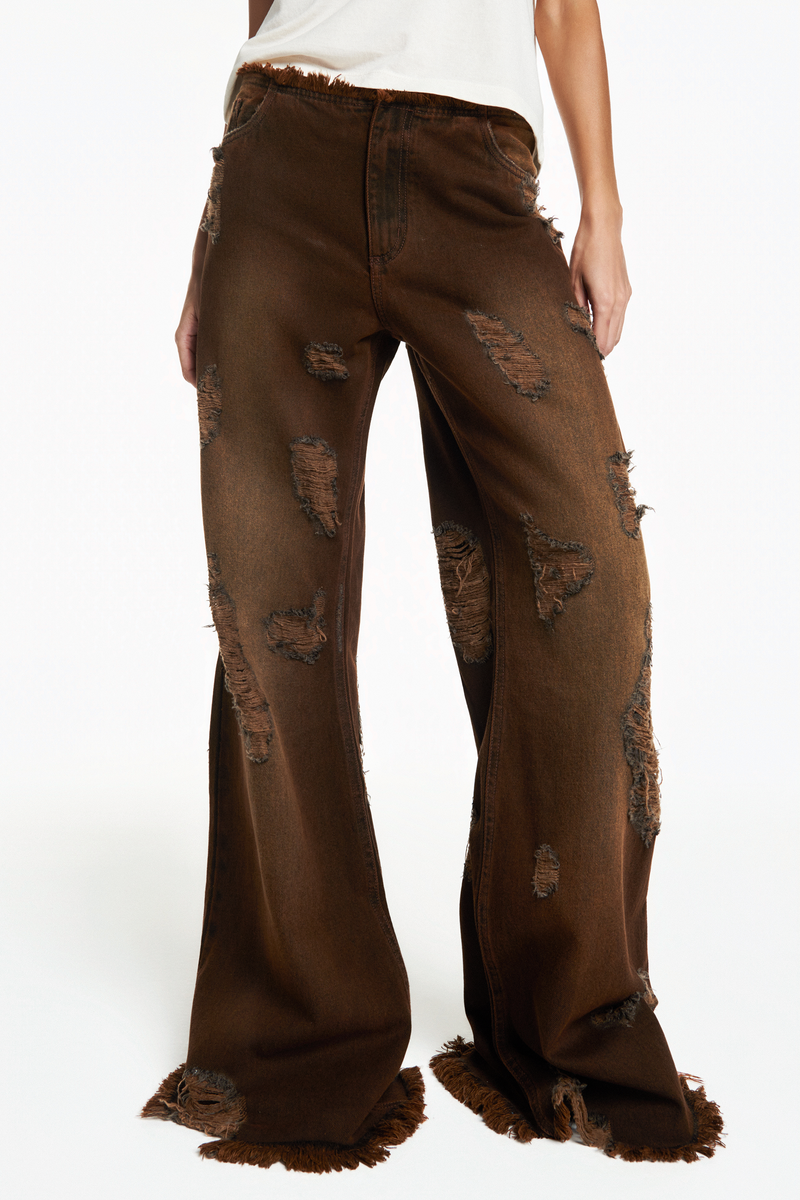 CALÇA JEANS FLARE RASGOS MARROM