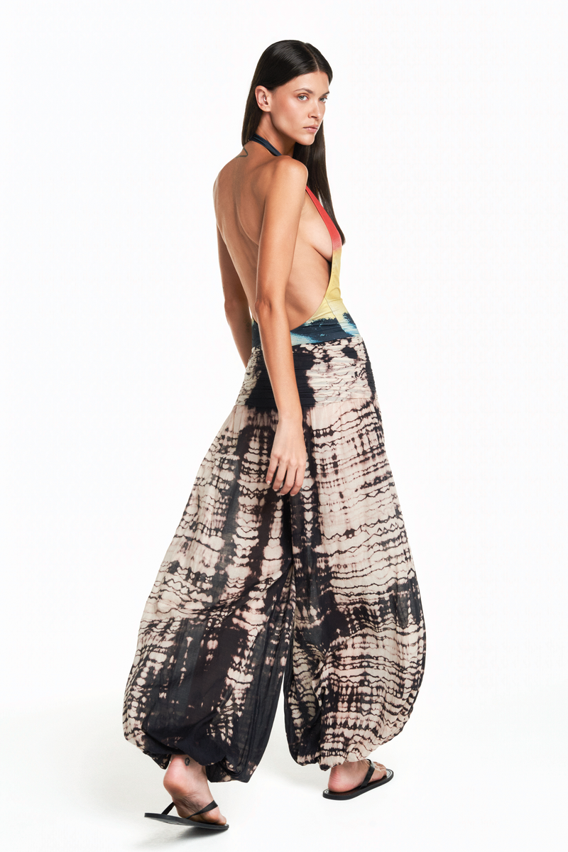 MAIÔ DECOTE PROFUNDO GOLFINHO AMARELO