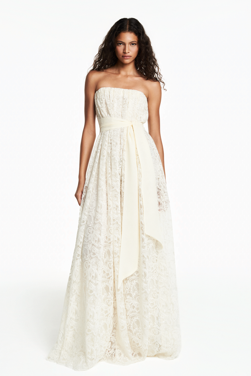 VESTIDO LONGO TOMARA QUE CAIA TULE CORDONÊ BORDADO