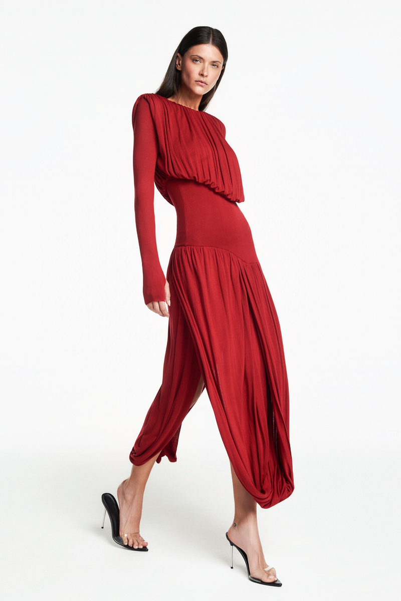 VESTIDO LONGO MANGA LONGA SAIA TORCIDA CORPO DRAPEADO MALHA VERMELHO