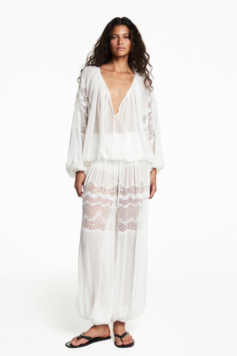 BATA AMPLA ELÁSTICO MANGAS E BARRA RENDA MANGA GEORGETE OFF WHITE