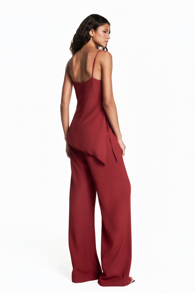 REGATA ASSIMÉTRICA PATOU VERMELHO