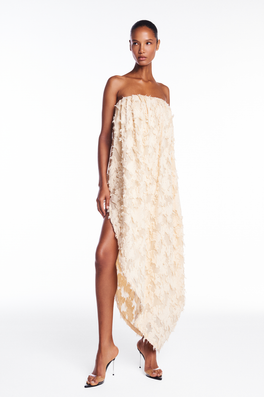 VESTIDO TOMARA QUE CAIA LONGO ASSIMÉTRICO ALGODÃO DEVORÊ MANTEIGA (8950211576035)