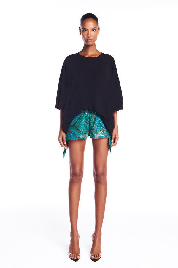 SHORTS CÓS ELÁSTICO AMARRAÇÃO LATERAL GEOMÉTRICO BORDADO VERDE (8950209118435)