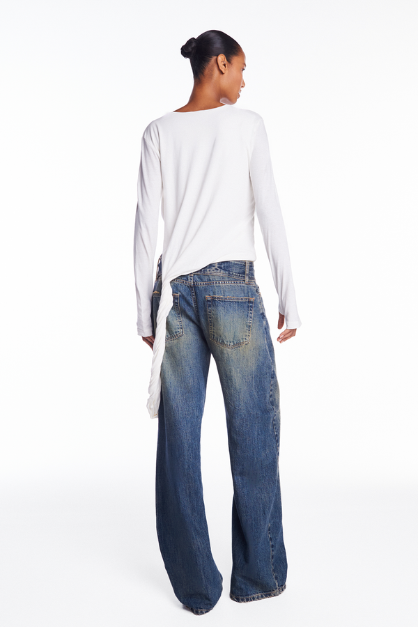 CALÇA JEANS AMARELADA PERNA LARGA CINTO CINTURA (8952670355683)