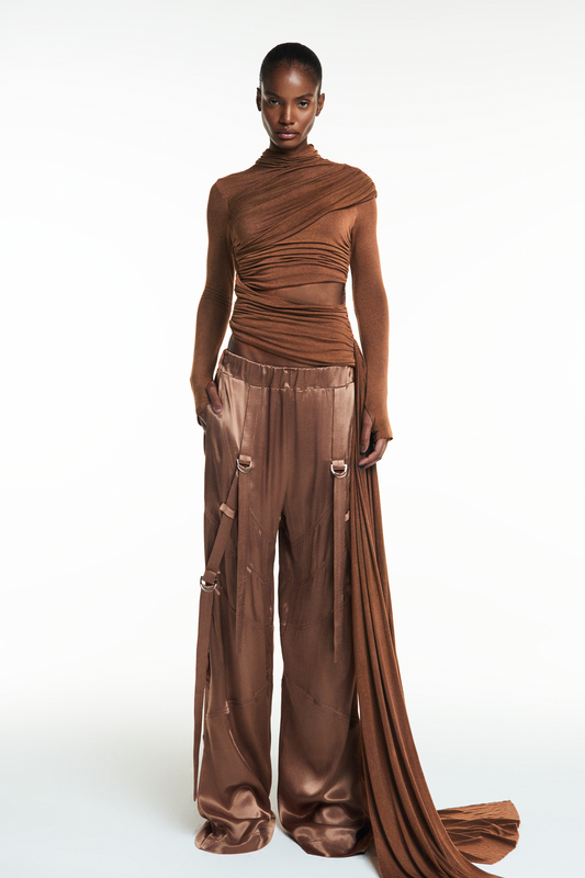 CALÇA RECORTES FAIXAS CETIM MARROM (8838229164259)