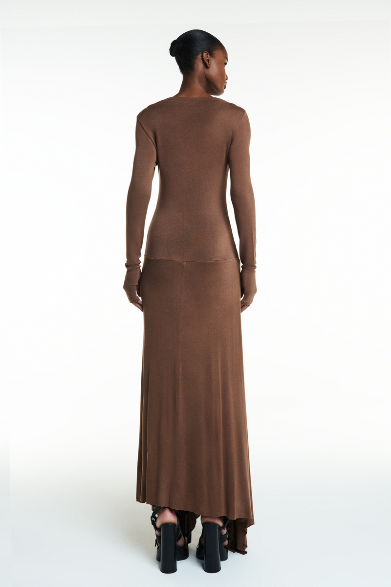 VESTIDO LONGO MANGA LONGA FENDA FRONTAL MALHA MARROM (8838232277219)