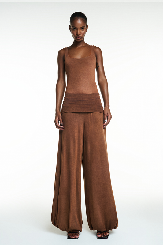 BODY SEM MANGA DECOTE QUADRADO MALHA MARROM (8838228050147)